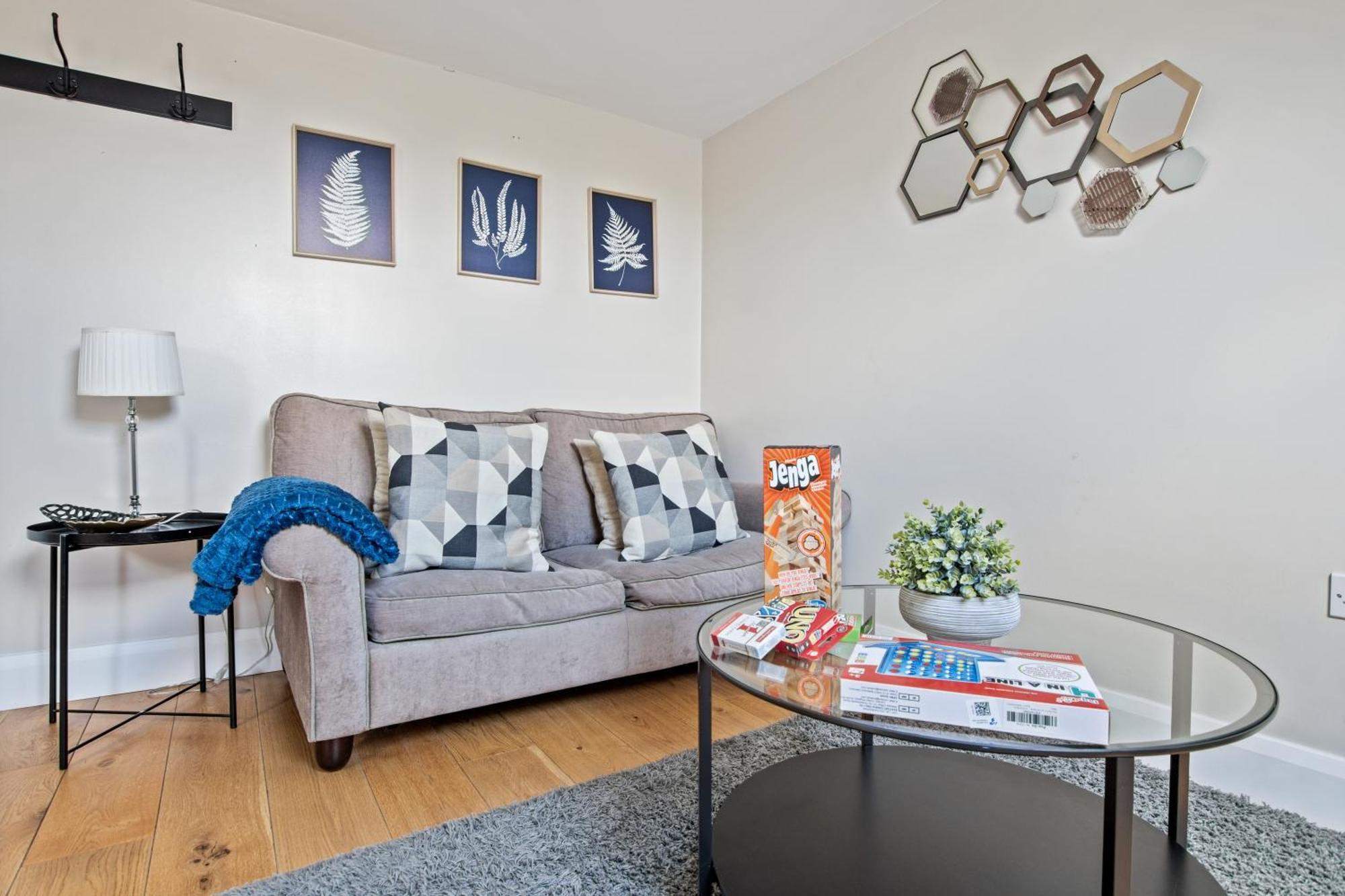 Central And Cosy Brockenhurst Flat Extérieur photo